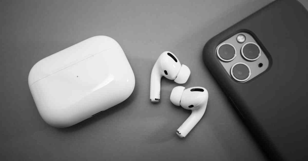 airpods-iphone